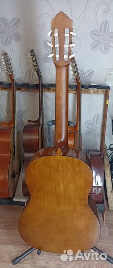 Классическая гитара yamaha c40