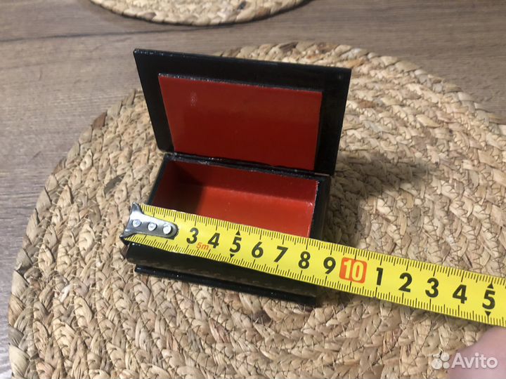 Деревянная шкатулка для украшений