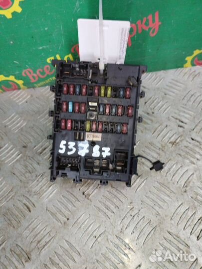 Блок предохранителей Nissan Sunny 2001