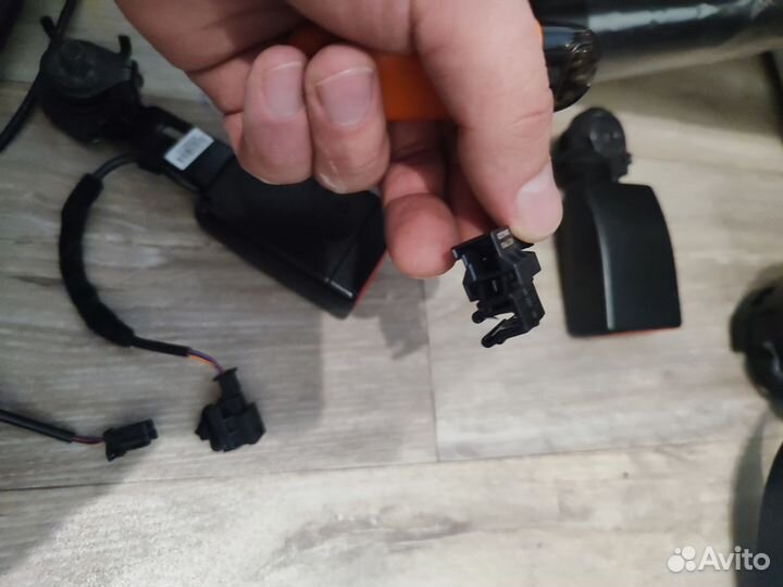 Замок ремня безопасности бмв