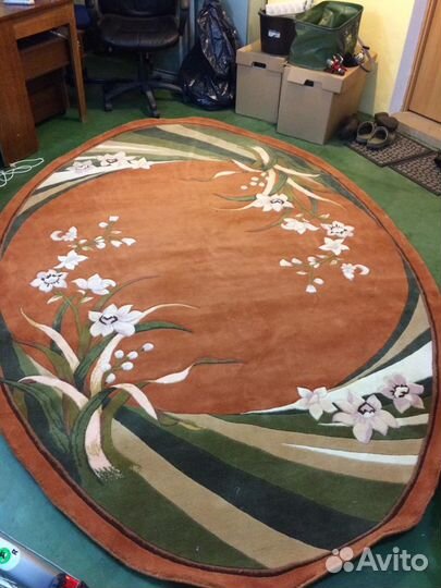 Ковер шерстяной новый