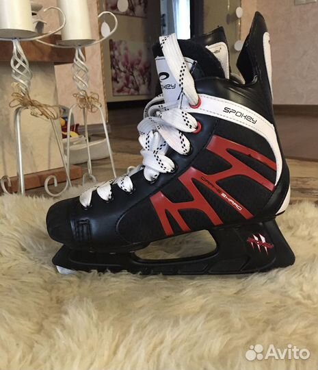 Коньки хоккейные