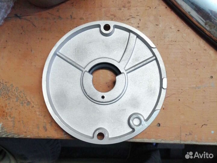 Крышка коленвала Альфа 100-110 куб.см