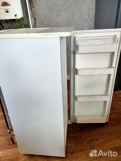 Холодильник бу без морозильной камеры