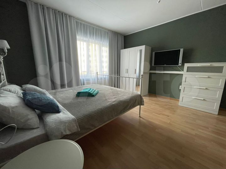 2-к. квартира, 60 м², 1/4 эт.