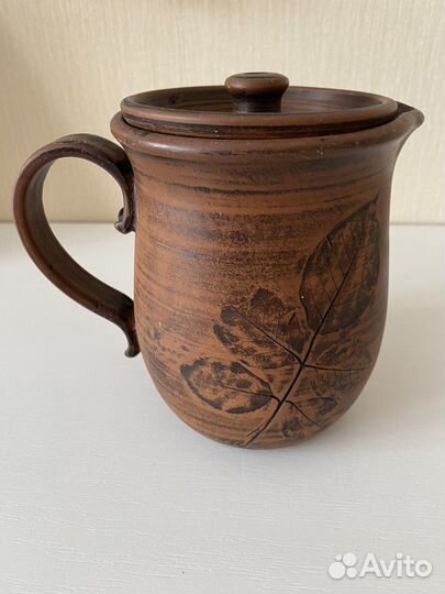 Глиняный кувшин