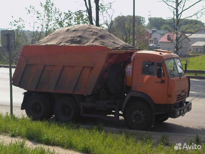 Перегной,чернозем,навоз,песок,щебень,гравий цветно