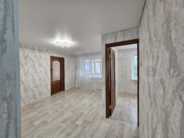 2-к. квартира, 42,1 м², 2/5 эт.