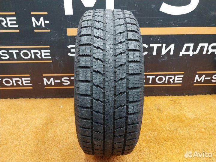 Toyo Observe GSi-5 235/55 R17 99Q