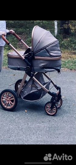 Прогулочная коляска