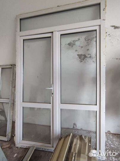 Дверь пластиковая