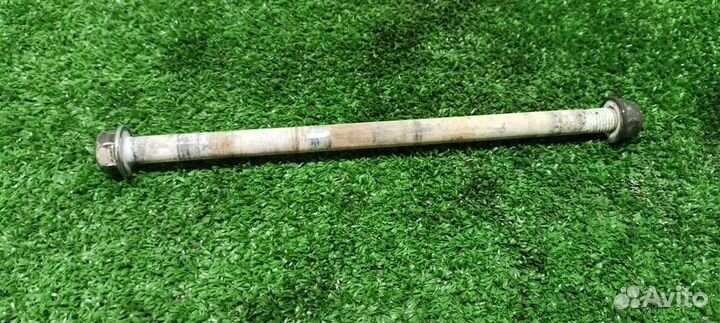 Ось переднего колеса (мото) Мопед yamaha vino