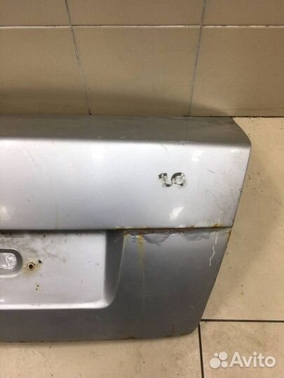 Крышка багажника Volkswagen Bora