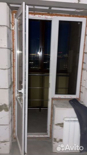 Дверь пластиковая