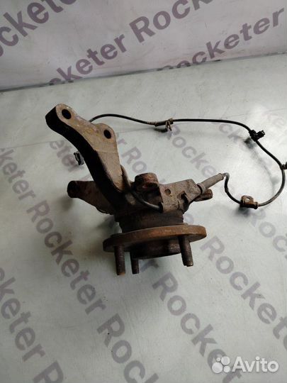 Кулак поворотный передний правый Hyundai Elantra