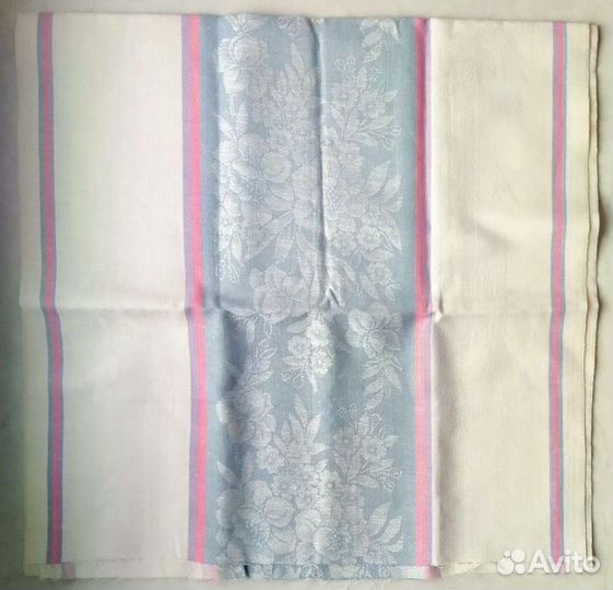 Полотенца разные, отрезы на полотенца