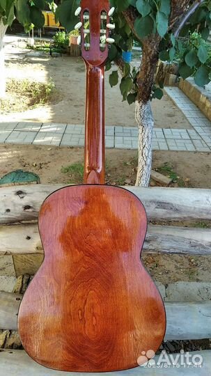 Классическая гитара бу