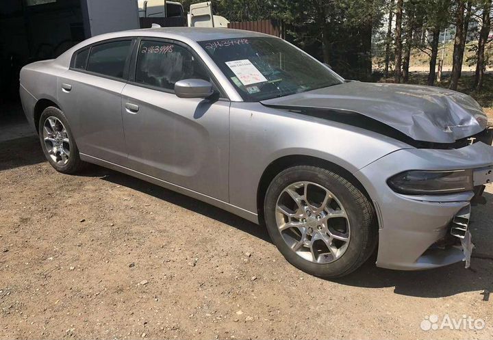 Dodge Charger 2015 г на запчасти