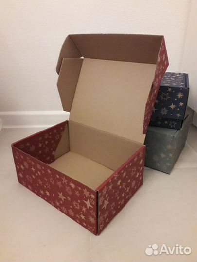 Коробки подарочные новые