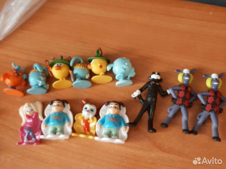 Игрушки из Киндеров