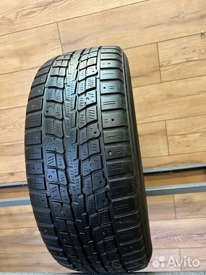 Dunlop SP Winter Ice 01 235/55 R17