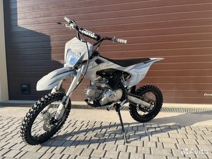 Питбайк Regulmoto five EA (полуавтомат кпп)