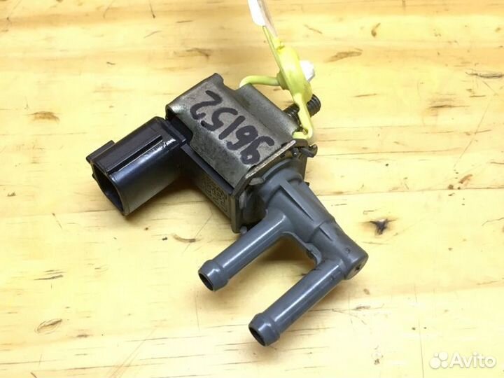 Клапан вакуумный Nissan Fuga GY50 VK45DE 2005