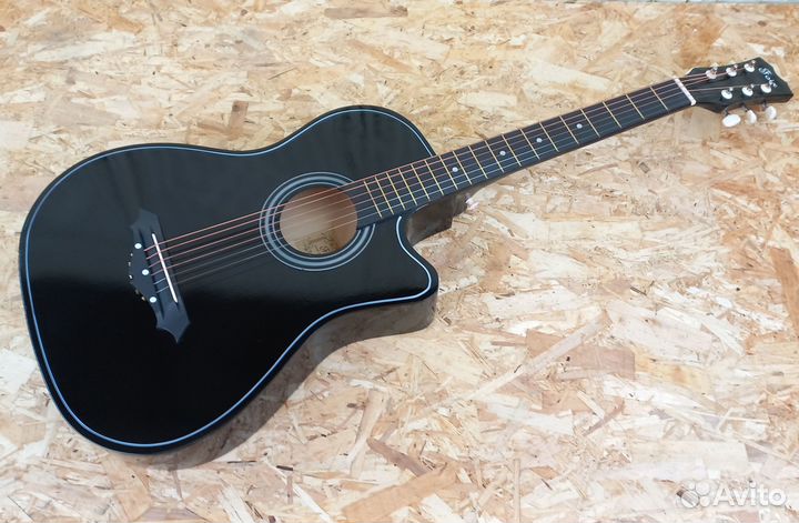 Акустическая гитара