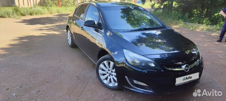 Opel Astra GTC 1.6 AT, 2013, 129 000 км