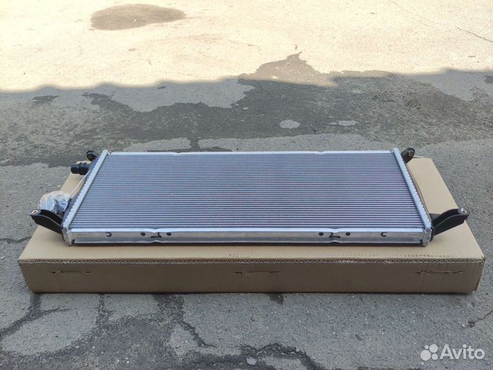 Радиатор охлаждения x166 6,3 AMG. GL GLE GLS 166