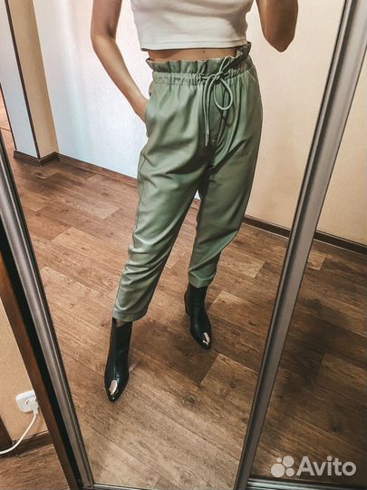 Брюки кожаные Mango