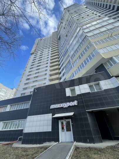 3-к. квартира, 111 м², 16/25 эт.