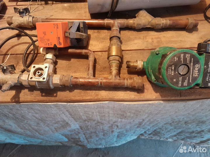 Водяная гребёнка медная с электроникой