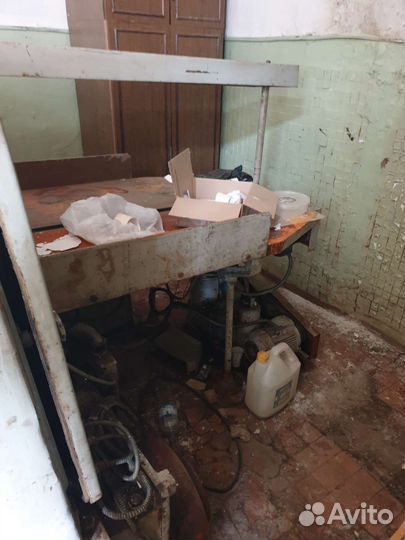 2 бр-110 бумагорезка гильотина целиком илив разбор