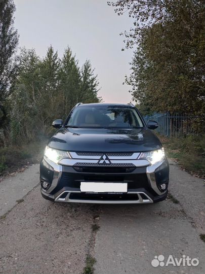 Mitsubishi Outlander 2.4 CVT, 2020, 96 000 км