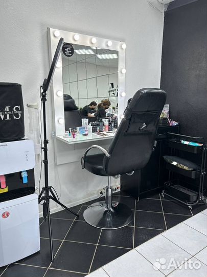 Требуется мастер бровист