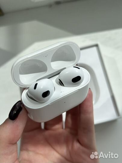 Беспроводные наушники apple airpods 3