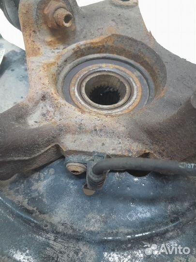 Кулак поворотный передний правый Renault Duster HSA, HSM 2012