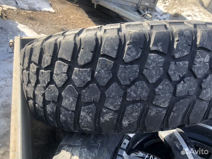 Bfgoodrich Mud-Terrain T/A 265/70 R17