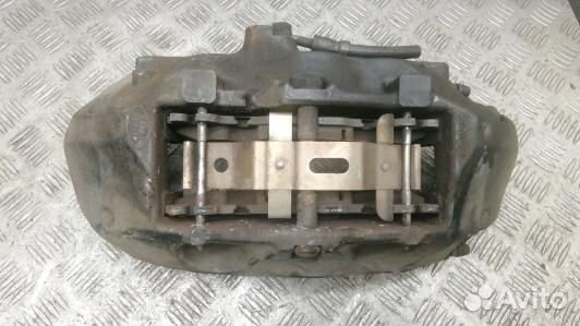 Суппорт тормозной передний правый land rover range