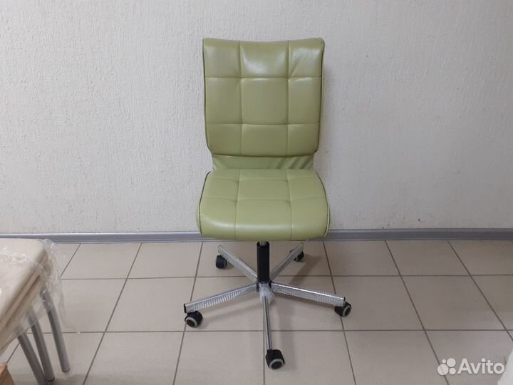 Компьютерное кресло