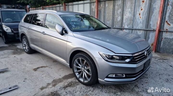 Стекло глухое, форточка Volkswagen Passat (B8) 3G5