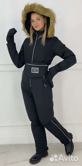 Зимний женский комбинезон новый с сумочкой+краги