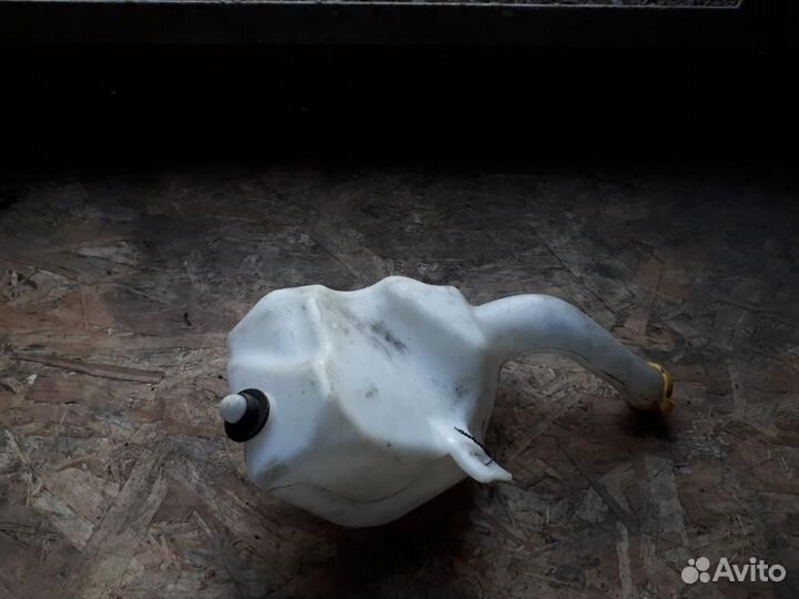 Бачок омывателя лобового стекла Opel Meriva A 200