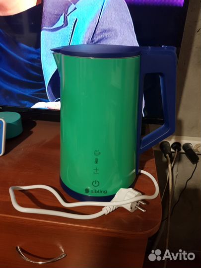 Чайник электрический с Алисой