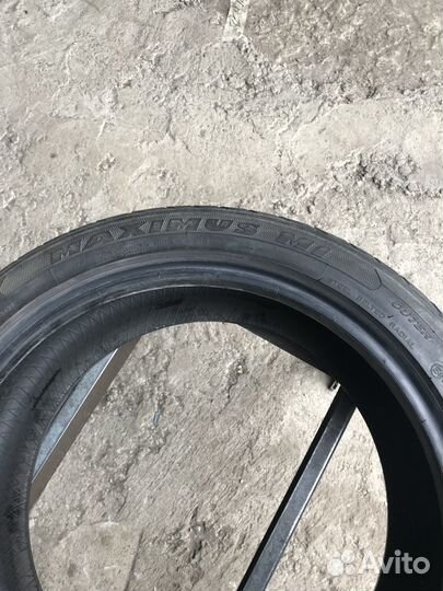 Maxtrek Maximus M1 245/40 R18