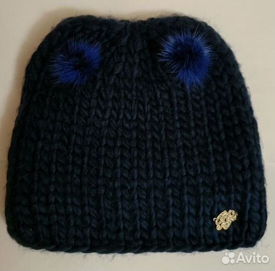 Шапка женская вязаная объемная