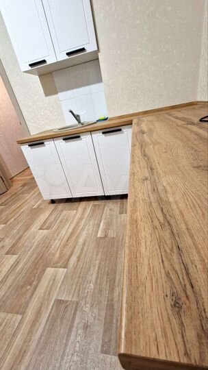 1-к. квартира, 42 м², 4/4 эт.