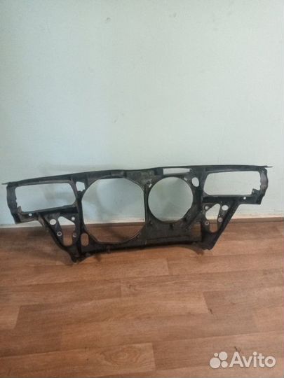 Панель передняя (телевизор) Volkswagen Passat B5