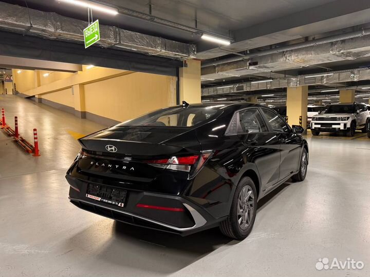 Hyundai Elantra 1.5 CVT, 2023, 43 км